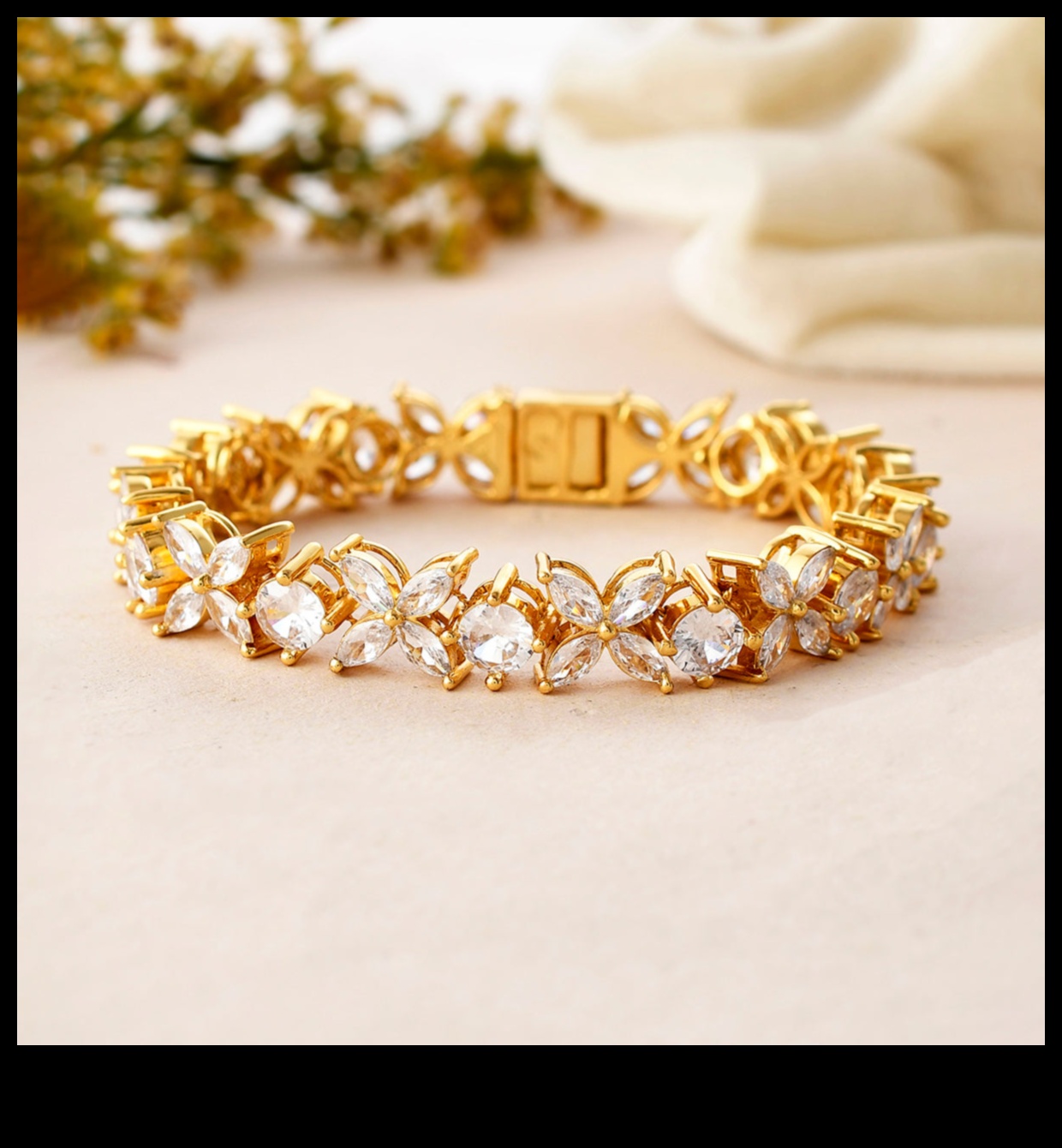 Eleganță eternă: splendoare atemporală în fiecare șuviță a colecției noastre de brățări